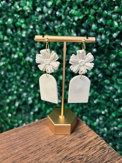 Cream Flower Dangle Earrings